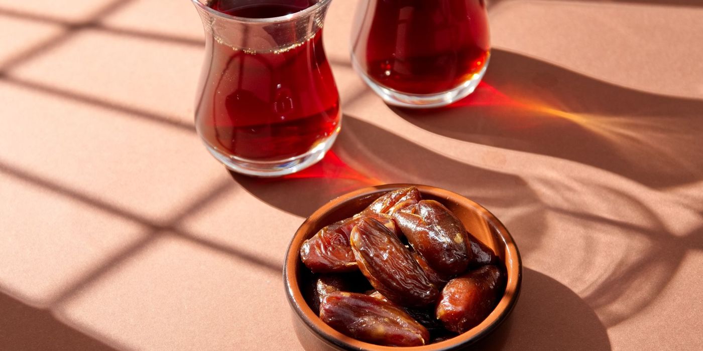 Kurma dan air untuk sahur sebelum imsak